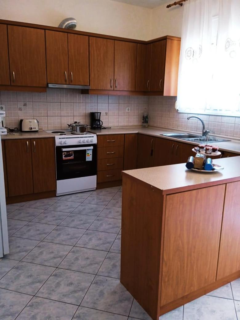 The Sunny House Holiday home Kritharia (Thessalia)